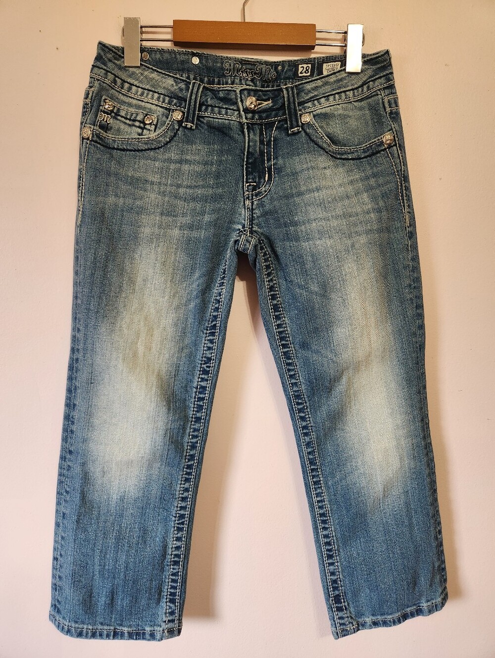 Miss Me Y2K Low Rise Capri Jeans 28 Rhinestone Cross Embroidered McBling